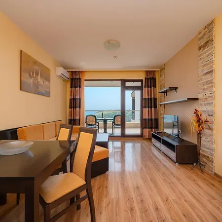 Topola Skies Resort & Aquapark Kavarna Exterior photo